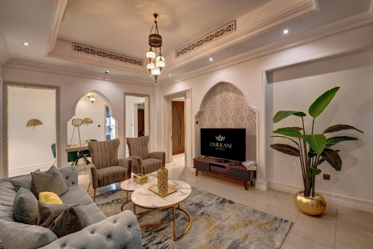 دبي Durrani Homes - Persian Luxury At Souk Al Bahar With Private Jaccuzi المظهر الخارجي الصورة